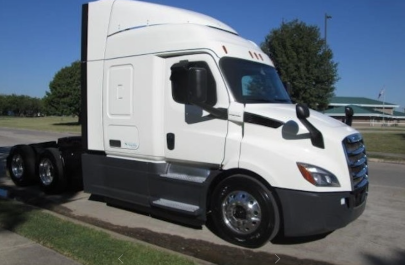 
								Used 2020 Freightliner CASCADIA 116 Sleeper in Houston Texas full									