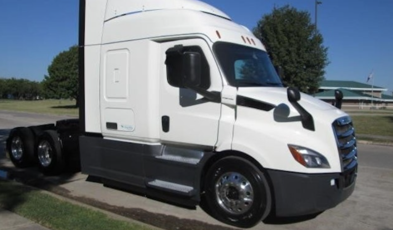 
								Used 2020 Freightliner CASCADIA 116 Sleeper in Houston Texas full									