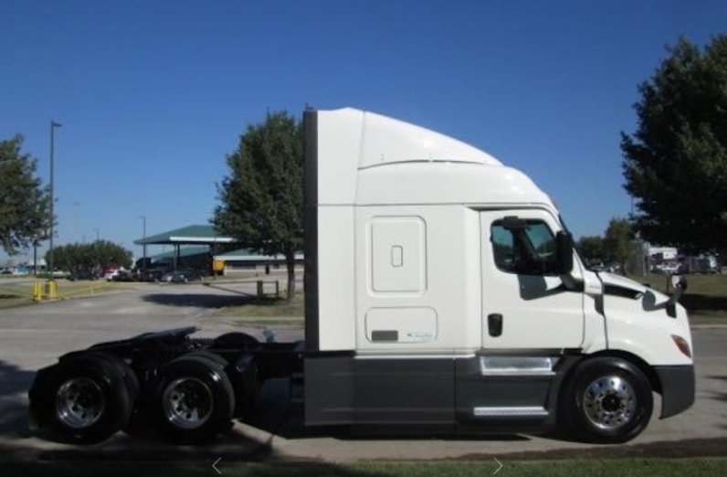 
								Used 2020 Freightliner CASCADIA 116 Sleeper in Houston Texas full									