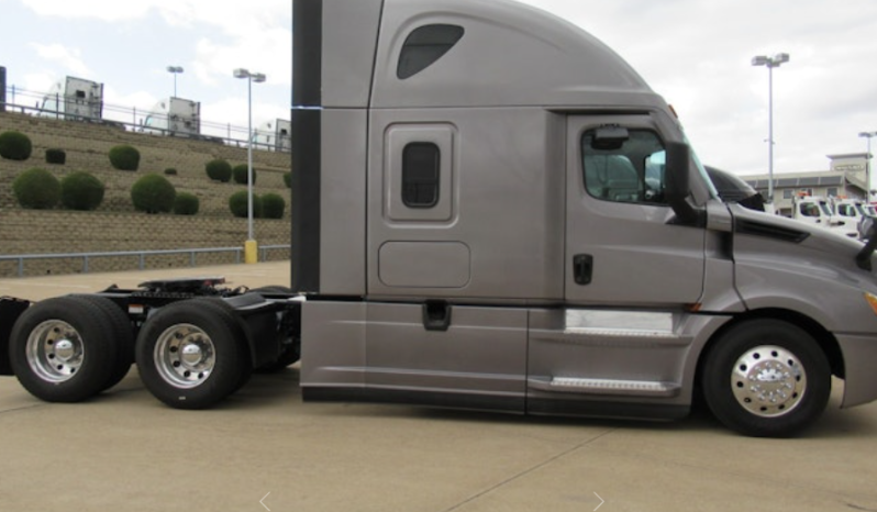 
								Used 2020 Freightliner PT126SLP Sleeper in Dallas Texas full									