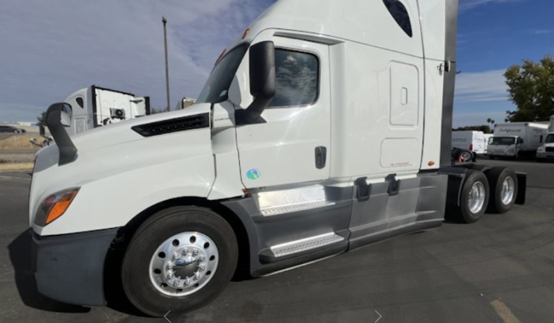 
								Used 2020 Freightliner Cascadia Sleeper in Sacramento California full									