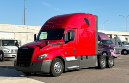 Used 2020 Freightliner Cascadia 126 Sleeper in Jacksonville Florida