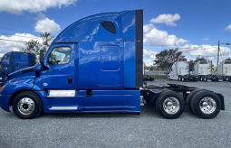 Used 2020 Freightliner Cascadia 126 Sleeper in Charlotte North Carolina