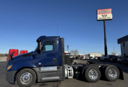 Used 2020 Freightliner Cascadia 126 Day Cab in Council Bluffs Iowa