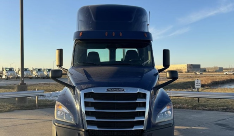 
								Used 2020 Freightliner Cascadia 126 Day Cab in Council Bluffs Iowa full									