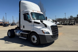 Used 2020 Freightliner CASCADIA 116 Day Cab in Memphis Tennessee