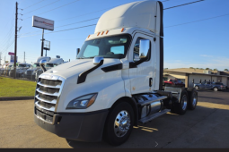 Used 2020 Freightliner CASCADIA 116 Day Cab in Texarkana Texas