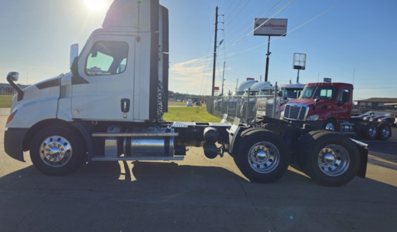 
								Used 2020 Freightliner CASCADIA 116 Day Cab in Texarkana Texas full									