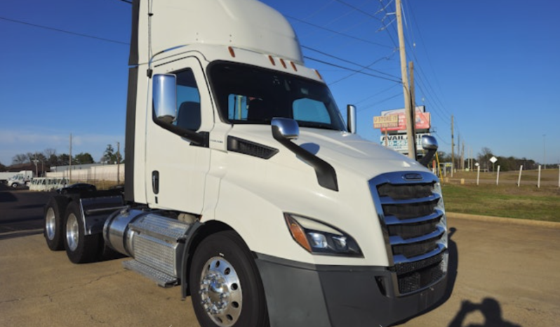 
								Used 2020 Freightliner CASCADIA 116 Day Cab in Texarkana Texas full									