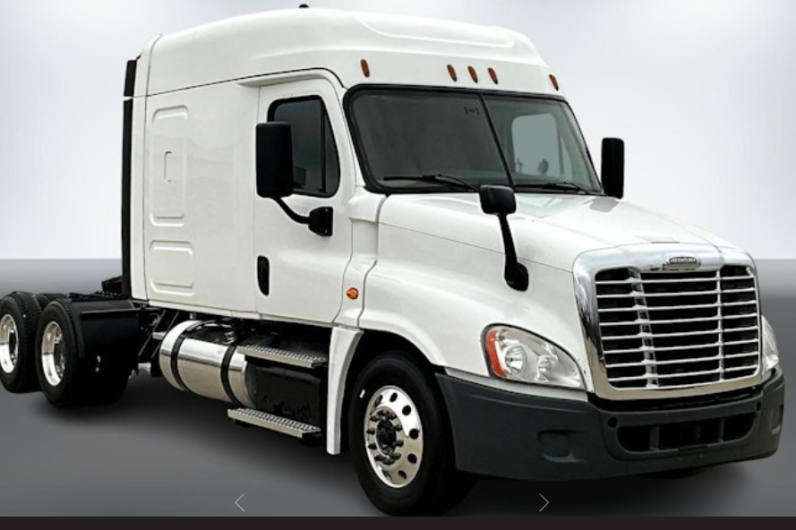 
								Used 2020 Freightliner Cascadia 125 Sleeper in Memphis Tennessee full									