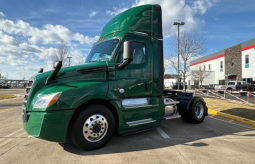 Used 2020 Freightliner Cascadia 126 Day Cab in South Brunswick New Jersey