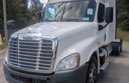 Used 2020 Freightliner Cascadia 125 Sleeper in Birmingham Alabama