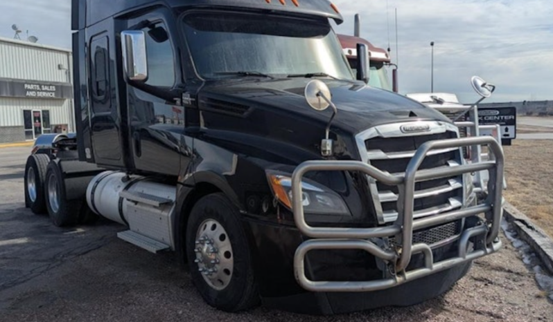 
								Used 2020 Freightliner Cascadia 126 Sleeper in Council Bluffs Iowa full									