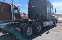 Used 2020 Freightliner Cascadia 126 Sleeper in Council Bluffs Iowa