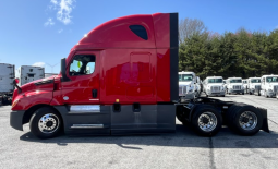 Used 2021 Freightliner Cascadia 126SLP Sleeper in Greensboro North Carolina