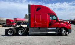 Used 2021 Freightliner Cascadia 126SLP Sleeper in Greensboro North Carolina