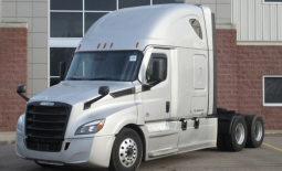 Used 2021 Freightliner Cascadia 126 Sleeper in Mattawan Míchigan
