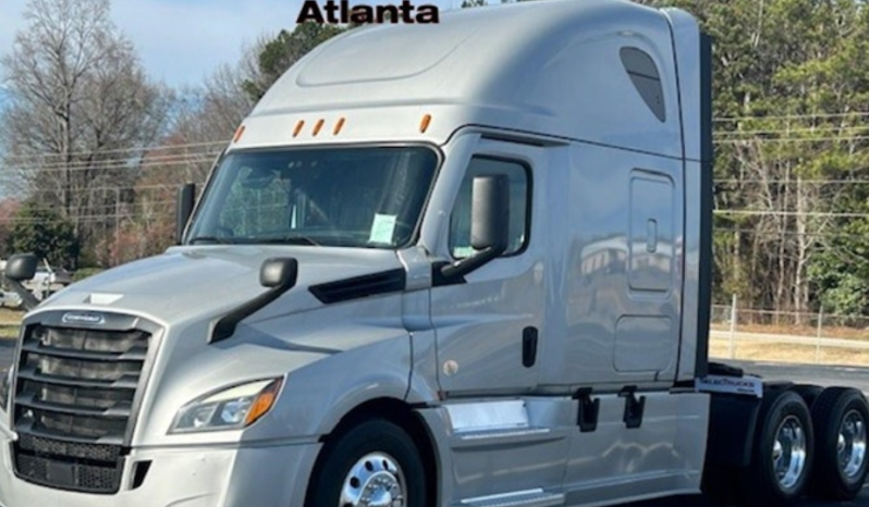 
								Used 2021 Freightliner Cascadia 126 Sleeper in McDonough Georgia full									