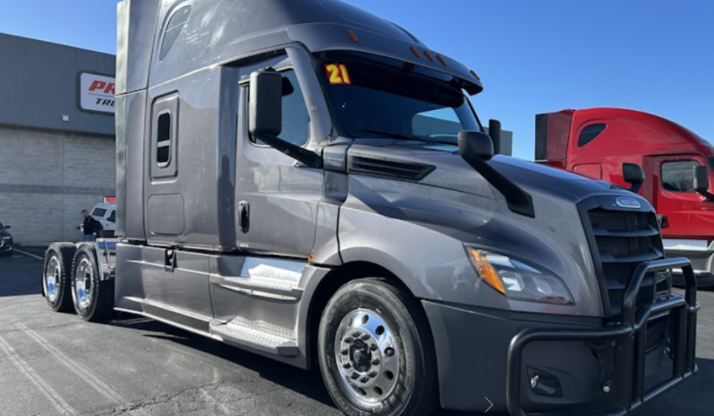 
								Used 2021 Freightliner PT126SLP Sleeper in Dallas Texas full									
