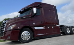 Used 2021 Freightliner Cascadia 126 Sleeper in Converse Texas