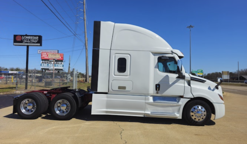 
								Used 2022 Freightliner Cascadia 126 Sleeper in Texarkana Texas full									