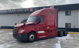 Used 2022 Freightliner Cascadia 126 Sleeper in Council Bluffs Iowa