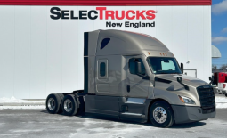 Used 2022 Freightliner Cascadia 126 Sleeper in Shrewsbury Iowa