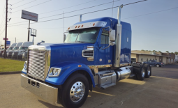 Used 2022 Freightliner 122SD Sleeper in Texarkana Texas