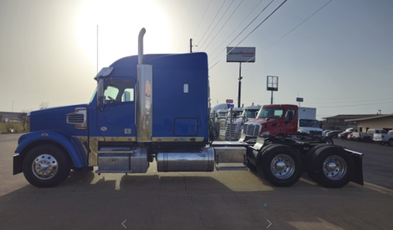 
								Used 2022 Freightliner 122SD Sleeper in Texarkana Texas full									