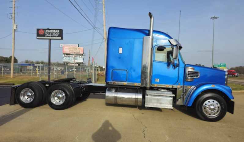 
								Used 2022 Freightliner 122SD Sleeper in Texarkana Texas full									