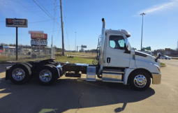 Used 2023 Freightliner Cascadia 126 Day Cab in Texarkana Texas