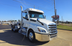 Used 2023 Freightliner Cascadia 126 Day Cab in Texarkana Texas