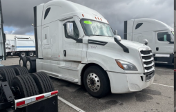 Used 2023 Freightliner Cascadia 126SLP Sleeper in Fontana California