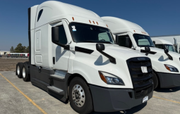 Used 2023 Freightliner Cascadia 126SLP Sleeper in Greensboro North Carolina