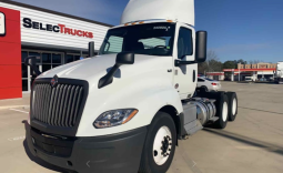 Used 2024 International LT625 Day Cab in Kansas City Missouri