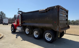 Used 2007 Freightliner FLD120 Box Truck in Memphis Tennessee