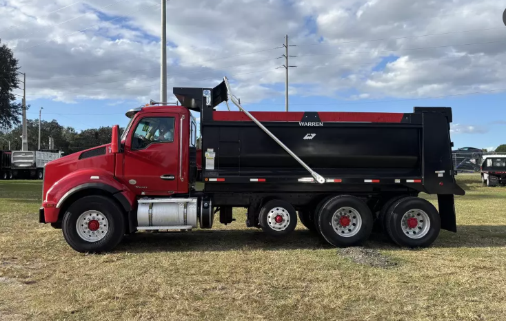 
								New 2017 Kenworth T880 Dump Truck in Ocala Florida full									