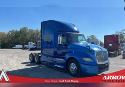 Used 2019 International LT Sleeper in Tampa Florida