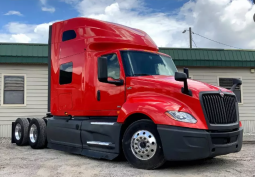 Used 2021 International LT Sleeper in Tampa Florida