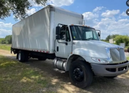 Used 2019 International 4300 Box Truck in Mulberry Florida