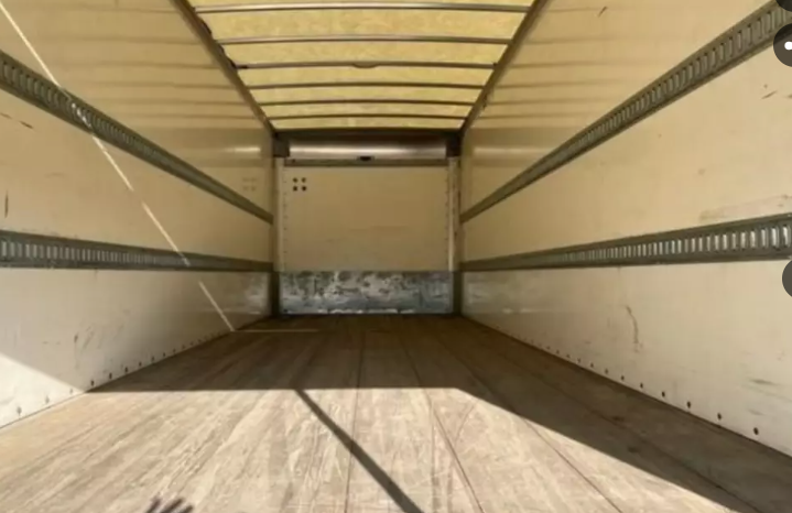 
								Used 2019 International 4300 Box Truck in Mulberry Florida full									