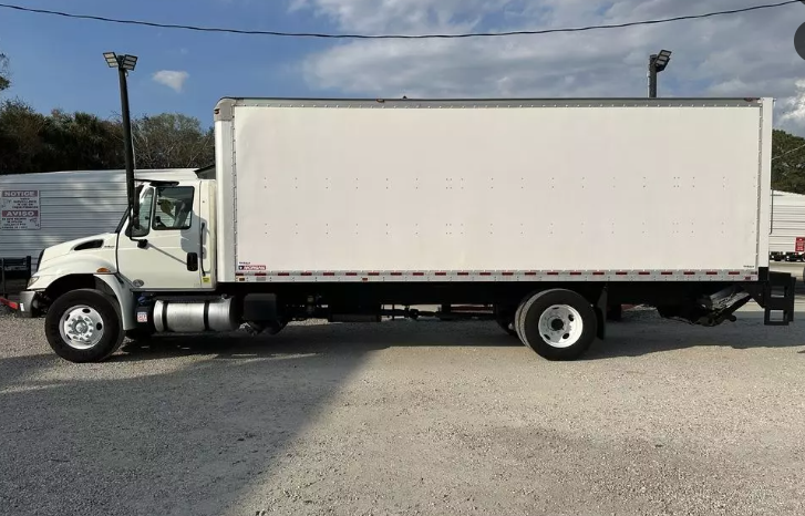 
								Used 2017 International 4300 Box Truck in Sanford Florida full									
