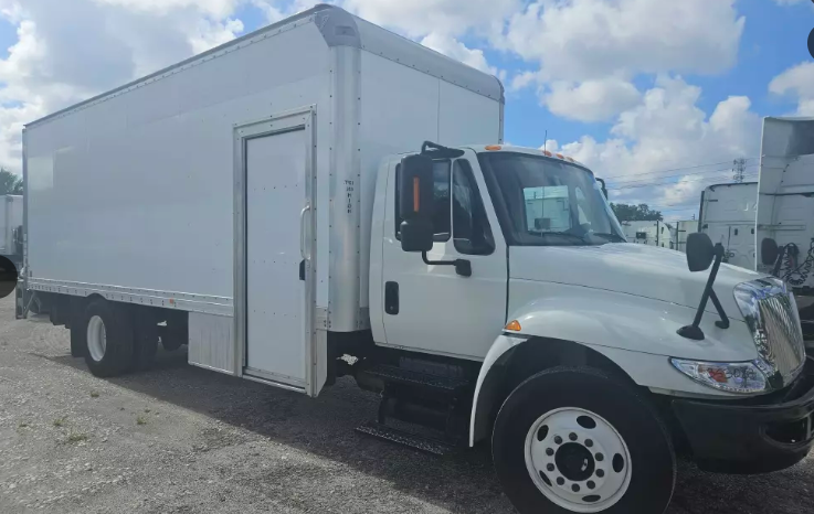 
								Used 2015 International 4300 Box Truck in Orlando Florida full									