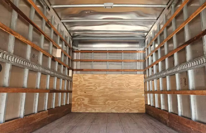 
								Used 2018 Isuzu NPR HD Box Truck in Orlando Florida full									