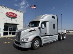 New 2026 Peterbilt 579 Sleeper in Cincinnati Ohio