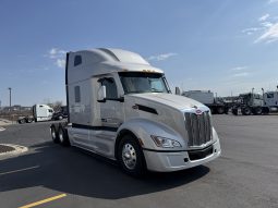New 2026 Peterbilt 579 Sleeper in Cincinnati Ohio
