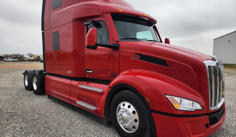 
								New 2026 Peterbilt 579 Sleeper in Strafford Missouri full									