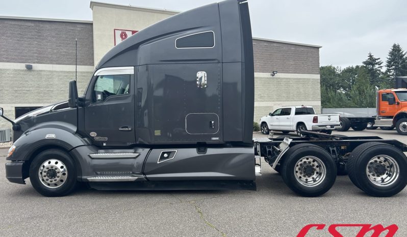 
								Used 2020 Kenworth T680 Sleeper in Wausau Wisconsin full									