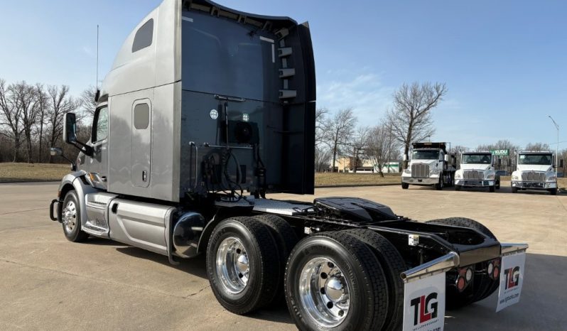 
								Used 2022 Peterbilt 579 Sleeper in Strafford Missouri full									
