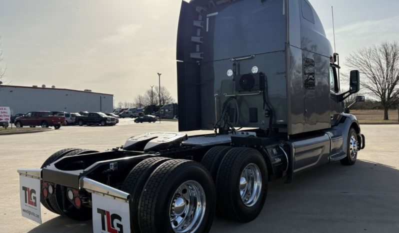 
								Used 2022 Peterbilt 579 Sleeper in Strafford Missouri full									